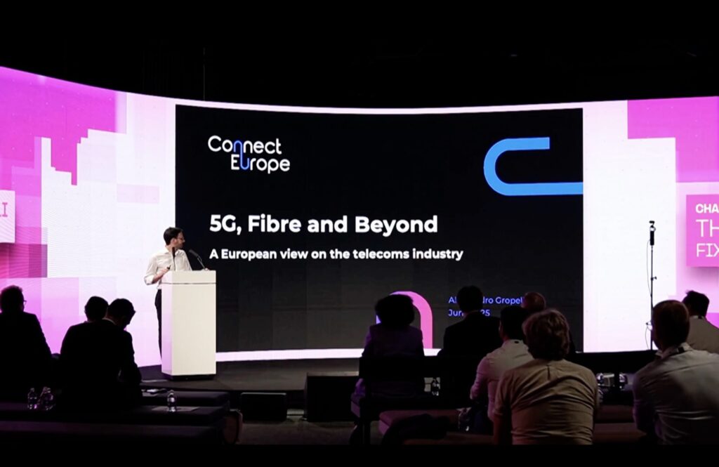 Alessandro Gropelly – 5G, fibre and beyond